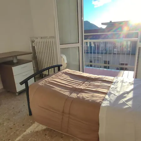 250 M Dal - Turati 98 - Free Wifi * Lecco