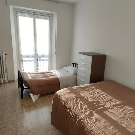 Daire 250 M Dal - Turati 98 - Free Wifi *